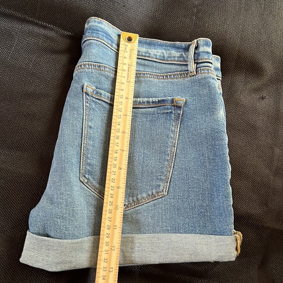 LOFT JEAN SHORTS - Picture 8 of 9
